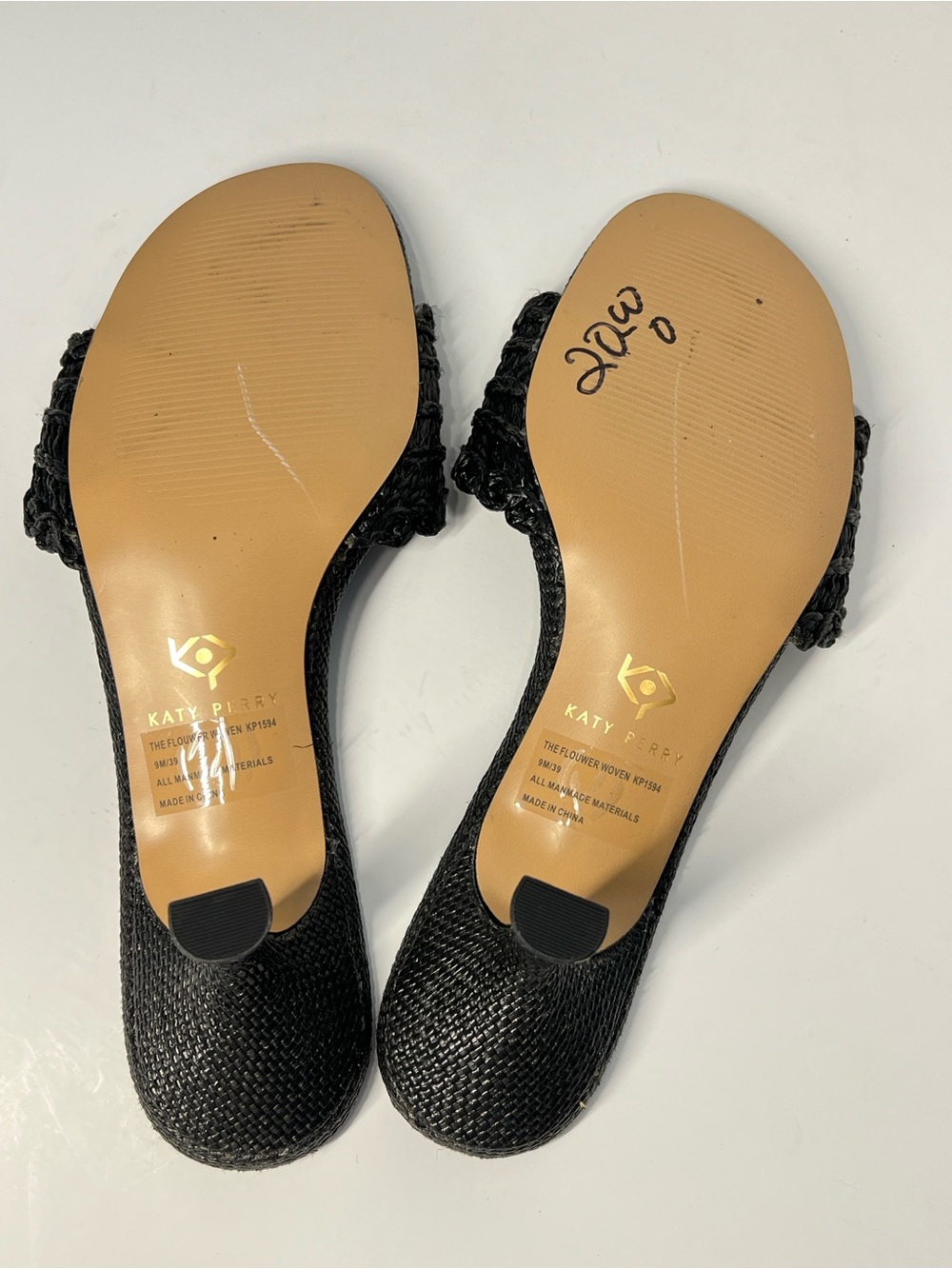 KATY PERRY 9 Black Sandals - Picture 9 of 10